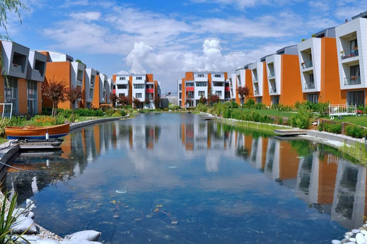 MARKA PROJE SİNPAŞ LAGÜN SİTESİ'NDE LİLYUM BAHÇE SATILIK 4+1