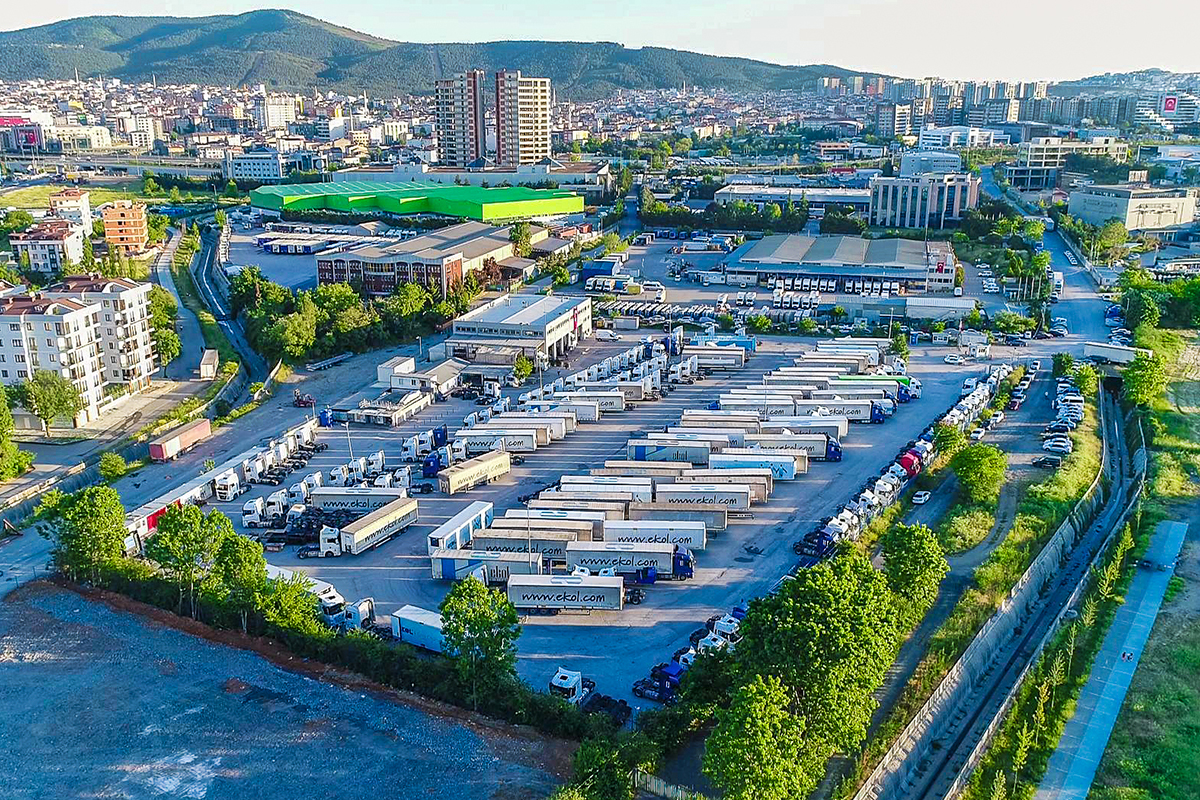 META PARTNERS'DAN TİCARİ İMARLI 10.000 m2 KİRALIK ARSA